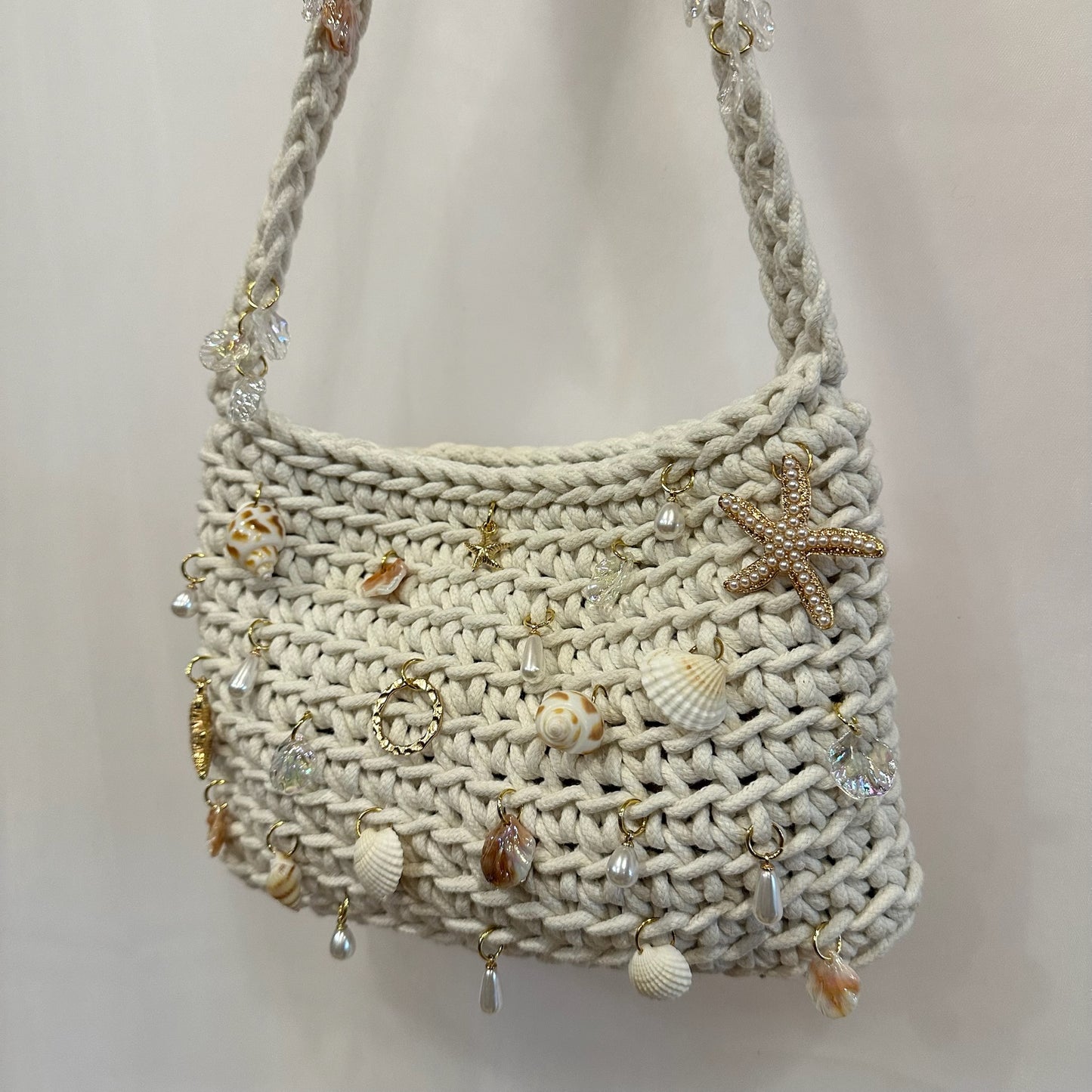 Seaside Girl Charm Crochet Shoulder Bag