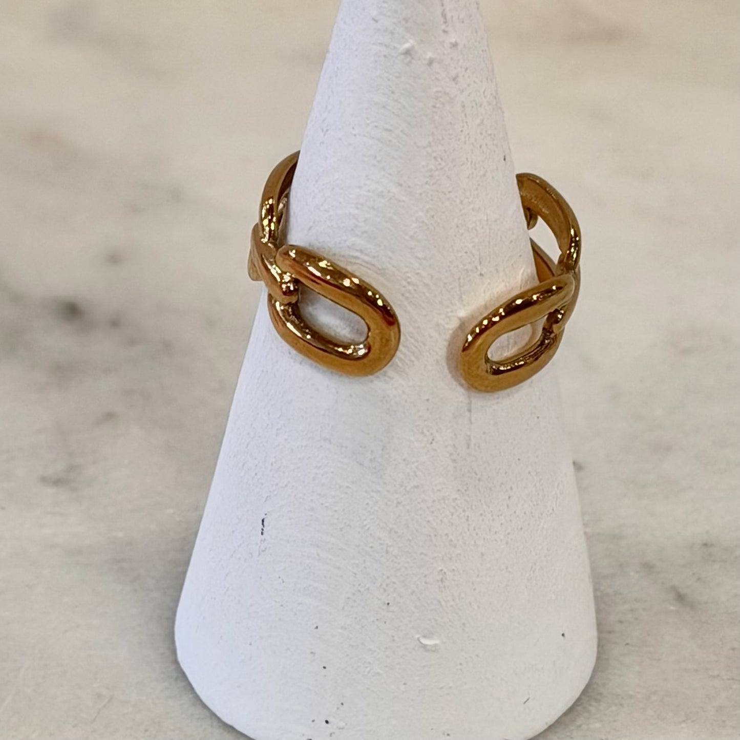 Oval Chain Link Adjustable Charm Ring | Gold