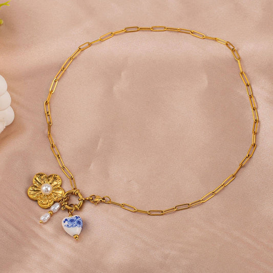 18K Cluster Charm Floral Charm Necklace | Gold