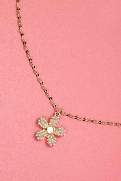 Pearl Flower Charm Necklace | Gold