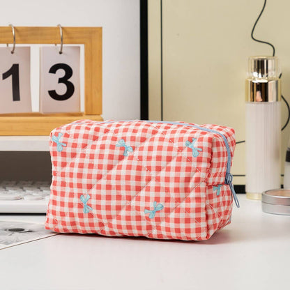 QUILTED COTTON CHECKER BOW COSMETIC POUCH BAG | 40P569