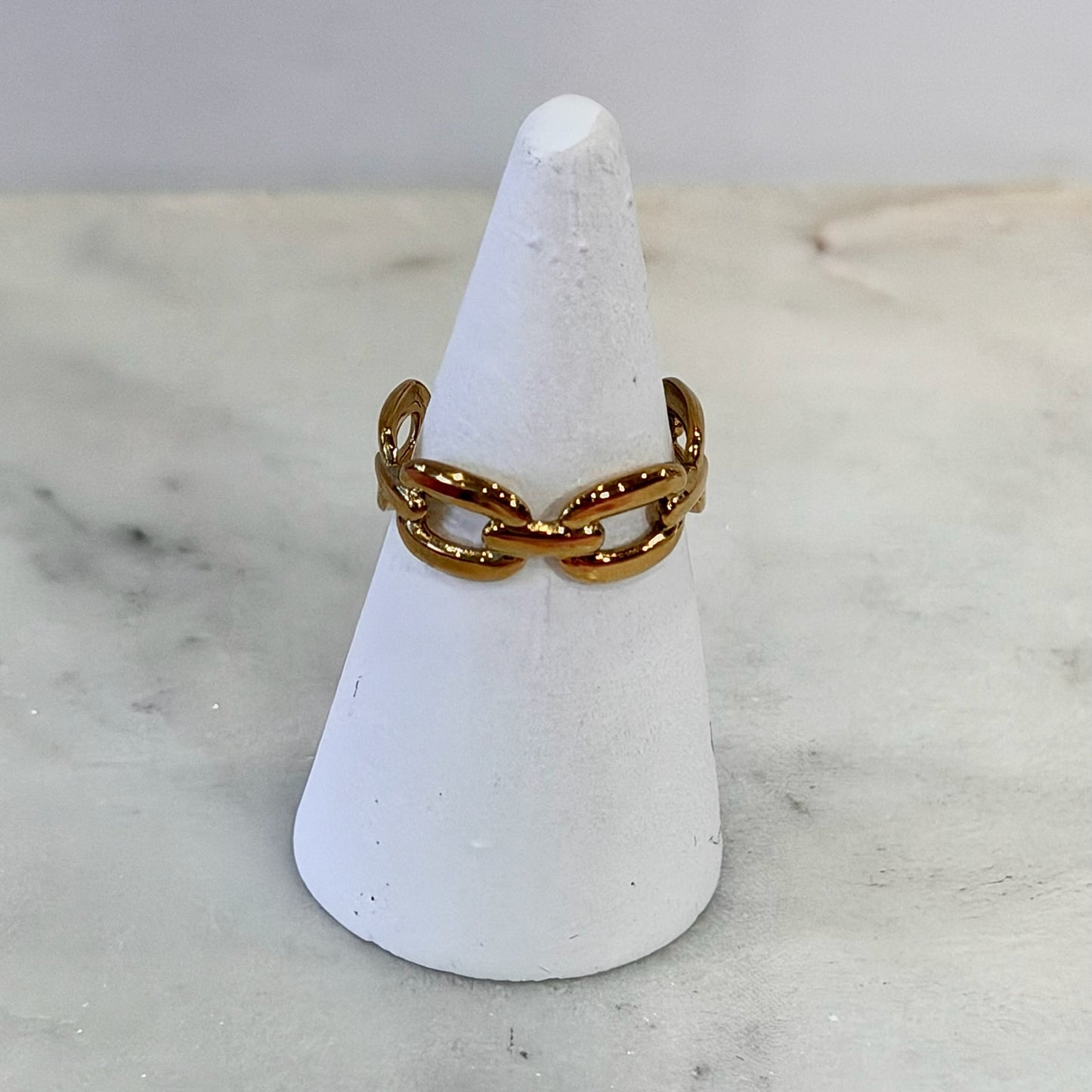 Oval Chain Link Adjustable Charm Ring | Gold