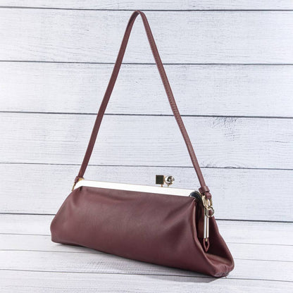 Gold Frame Shoulder Bag With Kisslock Clasp in Burgundy